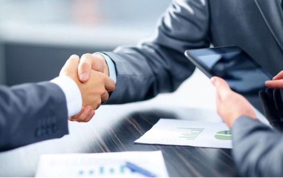 Mientras el Gobierno cree vital reducir trámites, el gremio espera que se invierta más dinero. FOTO bertinadvogados.com.br 