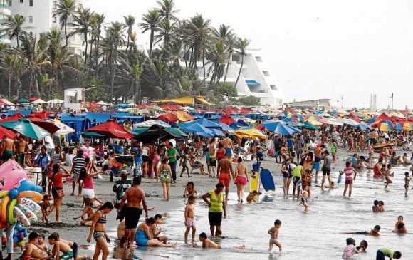 Durante esta temporada se han presentado varios accidentes en las playas de Cartagena. FOTO COLPRENSA