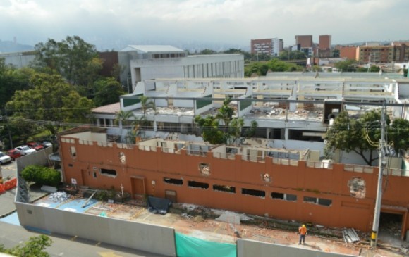 Este es el bloque 11 que será demolido este domingo en el campus de la UPB en Laureles. FOTO CORTESÍA