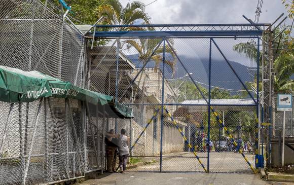 En la cárcel La Paz se construirán tres infraestructuras modulares para 510 internos. Se espera que estén terminadas en diciembre de 2021, según Gobernación. FOTO juan antonio sánchez