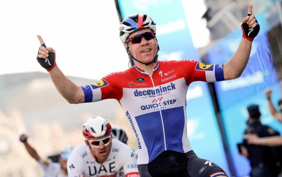 El ciclista holandés fue declarado ganador de la primera etapa de la carrera. FOTO EFE