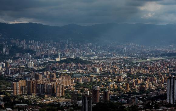 Nueva actualización catastral impactará a 750.000 personas que pagan predial en Medellín. Quedará en suspenso. FOTO camilo suárez