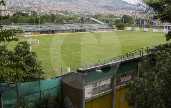 La cancha de fútbol El Cincuentenario es uno de los escenarios priorizados para su intervención este año. FOTO róbinson sáenz