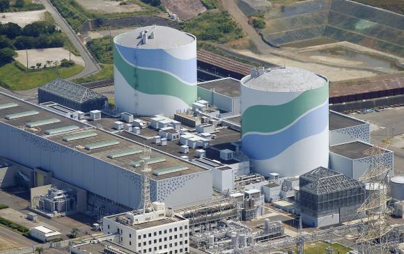 Dos años duró el ‘apagón’ nuclear en Japón tras el desastre de Fukushima. FOTO AP.