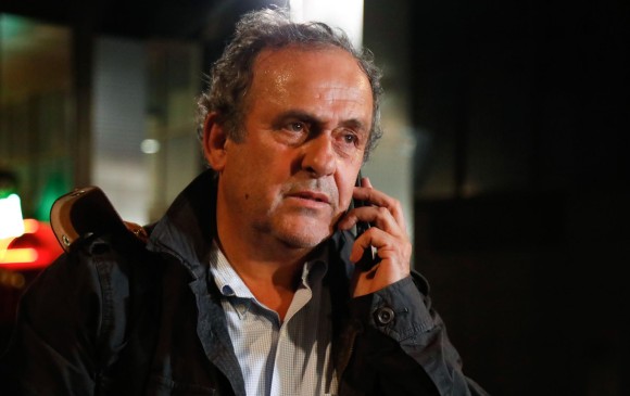 El exfutbolista francés y expresidente de la UEFA Michel Platini fue sometido el pasado martes a un largo interrogatorio en el marco de las investigaciones sobre presunta corrupción en la atribución del Mundial-2022 a Catar. Foto: AFP