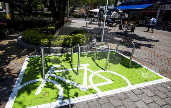 Nuevos incentivos para construir parqueaderos: ¿se promoverá el uso del carro? 
