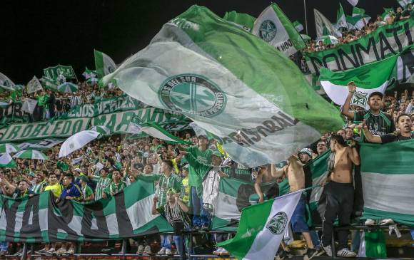 La barra de América está en contra de que sus similares de Nacional jueguen en su estadio. FOTO Juan Antonio sánchez