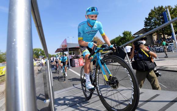 El ciclista colombiano Miguel Ángel López señaló ayer: “Me encuentro bien para mañana -hoy-, puede ser un gran día”. FOTO EFE