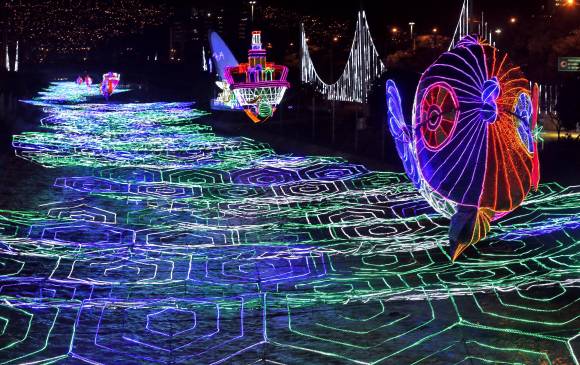 El alumbrado navideño de Medellín se podrá disfrutar este jueves en bicicleta y en patines. FOTO JUAN ANTONIO SÁNCHEZ