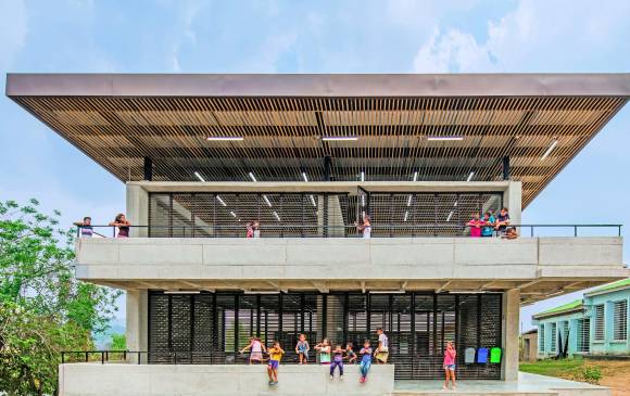 Para la construcción de la escuela hubo una inversión de $1.600 millones aproximadamente. FOTO Alejandro Arango, cortesía fp