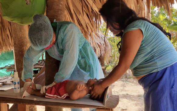 Además de garantizar los paquetes nutricionales para los programas de Primera Infancia, los equipos médicos del Icbf continúan su labor en la pandemia. FOTO Cortesía Icbf