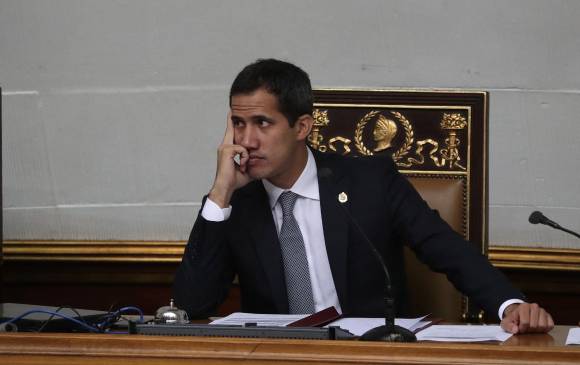 El jefe del Parlamento, Juan Guaidó es reconocido como presidente encargado por cerca de 50 países. FOTO: EFE