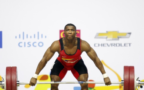 El medallista olímpico Óscar Figueroa disputará a partir de las 5:00 de la tarde la división de los 67 kilogramos en los Panamericanos. FOTO colprensa