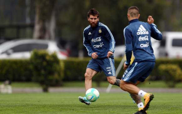 Ahora más que nunca, Argentina necesita de las genialidades de Lionel Messi si no se quiere }quedar por fuera del Mundial de Rusia 2018. Uruguay será un duro desafío. FOTO reuters