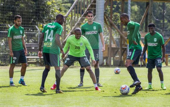El semblante de los jugadores de Nacional viene mejorando gracias a los buenos resultados en los últimos días y eso se refleja en la alegría diaria con que trabaja el grupo. FOTO jaime pérez