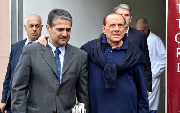 El presidente y propietario del Milan, Silvio Berlusconi, confirmó que venderá el equipo a un grupo de inversores chinos. FOTO REUTERS
