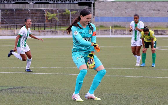 Así festejó Katherine Tapia el gol que la ubicó como figura en la primera fecha de la Liga Femenina. FOTO cortesía Dimayor 