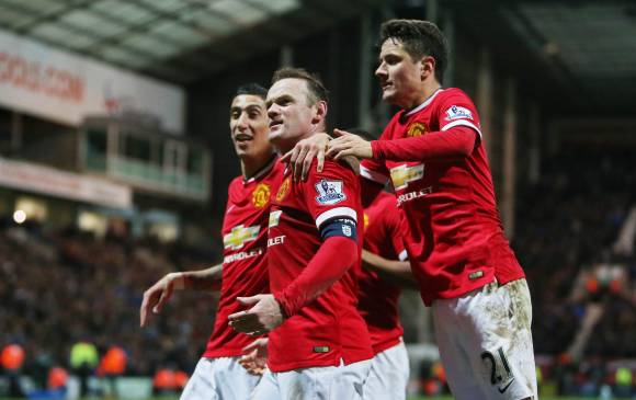 Wayne Rooney lideró la remontada del Manchester United. FOTO REUTERS