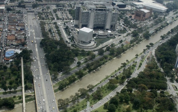 El edificio de EPM y Plaza Mayor son lugares que representan el progreso de Medellín. Foto donaldo zuluaga