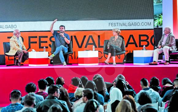 Ola Sigvardsoon estuvo ayer en una charla en el Festival Gabo con otros colegas latinoamericanos. FOTO jaime pérez