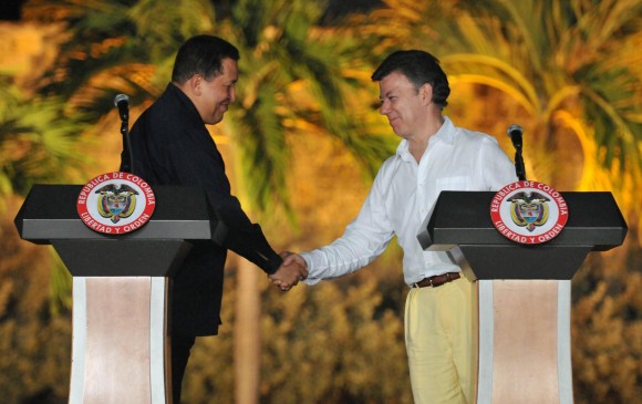 El presidente venezolano, Hugo Chávez, y su homólogo colombiano, Juan Manuel Santos. FOTO Cortesía