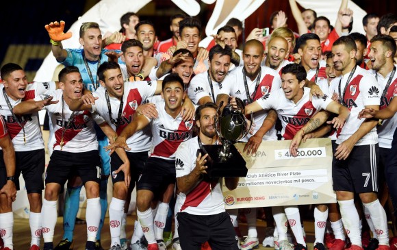 River Plate conquistó por primera vez el título de la Supercopa Argentina. FOTO REUTERS