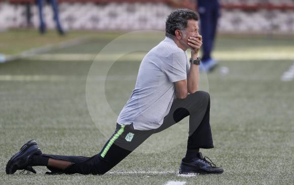 Muy preocupado se nota el técnico de Atlético Nacional, Juan Carlos Osorio, por el tema de las expulsiones que acumula su equipo en lo corrido del torneo. FOTO manuel saldarriaga 