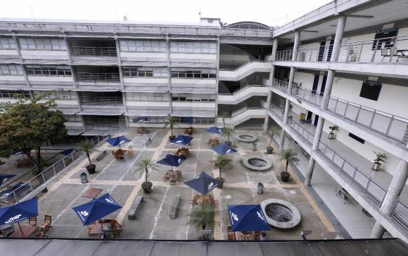 El Instituto Tecnológico Metropolitano, ITM, tiene 24.000 estudiantes, 290 profesores de tiempo completo y 800 de cátedra. Trabaja para lograr la reacreditación institucional. FOTO JUAN ANTONIO SÁNCHEZ