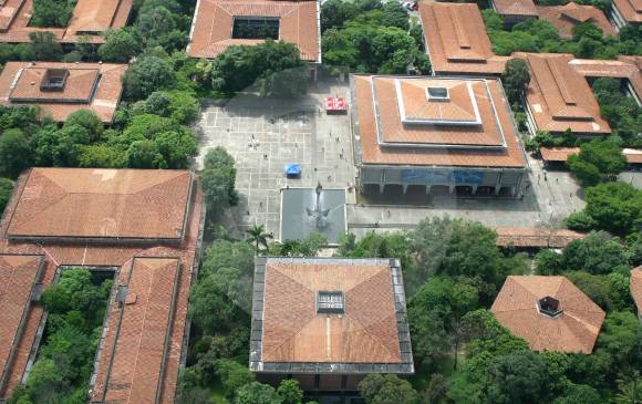 La Universidad de Antioquia, que tiene un presupuesto global para 2017 de un billón 55 mil millones de pesos, proyecta fortalecer su presencia en el departamento. FOTO donaldo zuluaga