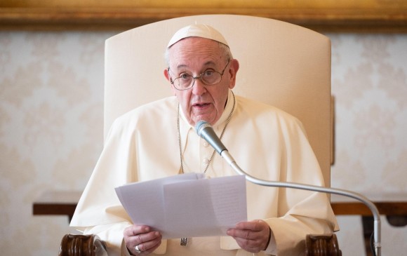 El papa Francisco envió su mensaje por el Día Internacional de la Eliminación de la Violencia contra la Mujer. FOTO AFP