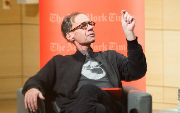 David Carr era famoso por su columna Media Equation, en la que escribía sobre los medios de comunicación y su intersección con los negocios, la cultura y el Gobierno. FOTO AP