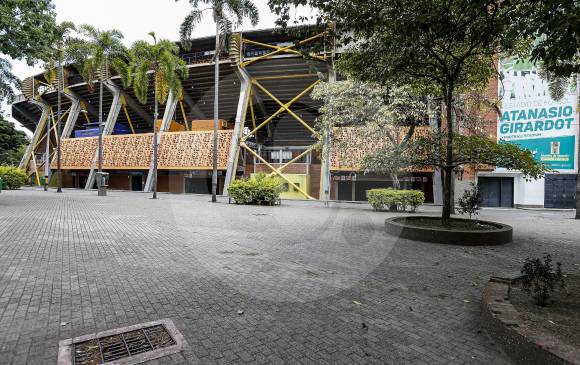 Las visitas guiadas al estadio Atanasio Girardot y todas las actividades deportivas (partidos de fútbol, conciertos, ciclovías) quedaron suspendidas hasta nueva orden. FOTO JAIME PÉREZ