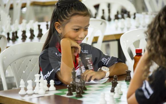 Como una niña enfocada y serena definen a Ana Sofía Quintero, una de las destacas en el Festival. FOTO carlos velásquez 