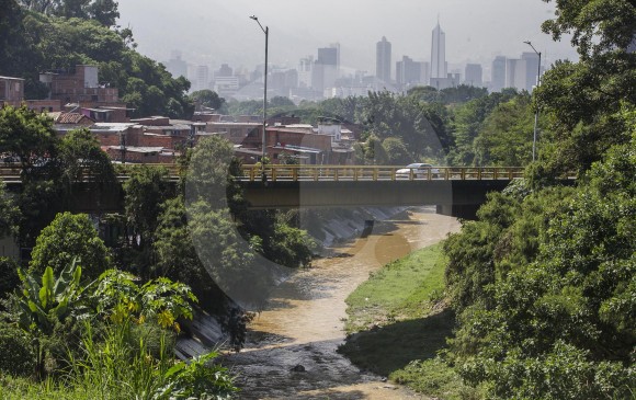 La Iguaná es una de las quebradas incluidas en este proyecto, que busca diagnosticar los problemas e intervenir en los afluentes del río Medellín. FOTO Julio César Herrera