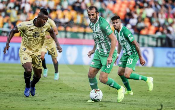 Nacional no tendrá incorporaciones que impliquen los costos, por ejemplo, que tuvo con Hernán Barcos. FOTO archivo jaime pérez