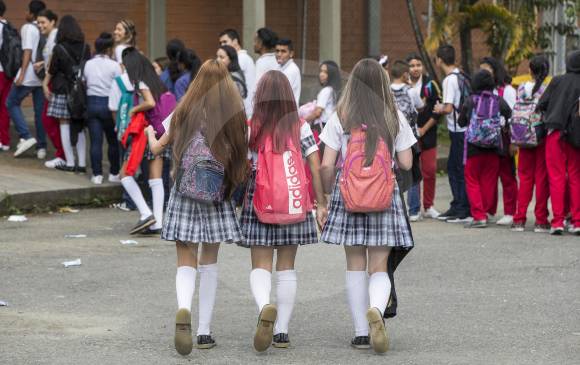 Contrarreloj para cerrar con éxito jornada de matrículas en Antioquia