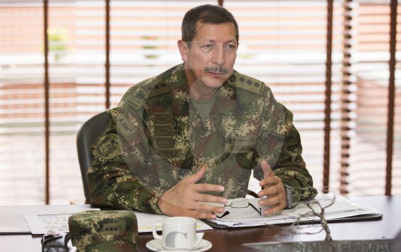 El general Martínez comandó la IV Brigada en Medellín en el 2011. FOTO edwin bustamante