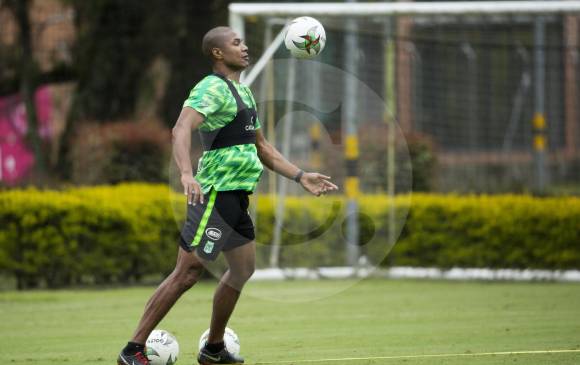 El capitán verde Alexis Henríquez está listo para reaparecer con Nacional. Perlaza también se recuperó. FOTO edwin bustamante
