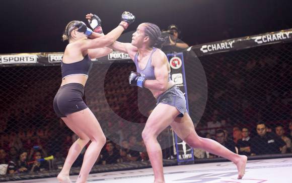 En acción, el único duelo femenino que ganó la paisa Zuluaga sobre la venezolana Rodríguez.