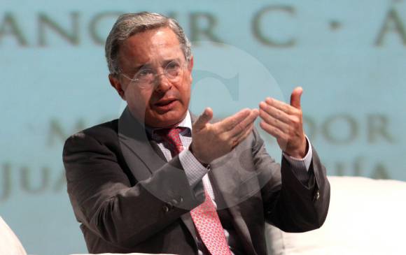 Para el expresidente Álvaro Uribe las características del conflicto han hecho que el narcotráfico sirva para financiar delitos atroces y por eso es necesario endurecer sanciones. FOTO Edwin Bustamante