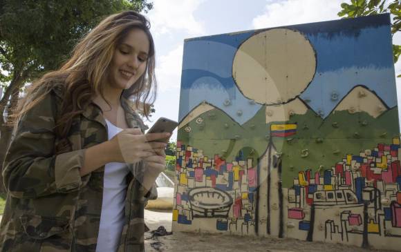 El parque lineal de Ciudad del Río, es una de las nuevas zonas con conectividad libre a internet. FOTO edwin bustamante