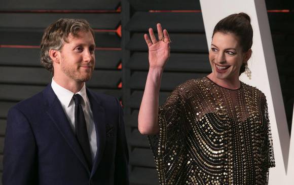 Hathaway dejó a un lado su trabajo para cuidarse durante los últimos meses de embarazo. FOTO AFP