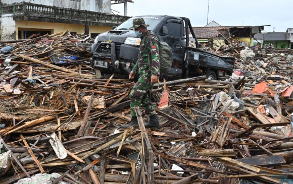Imagen del desastre natural en Indonesia. FOTO AFP