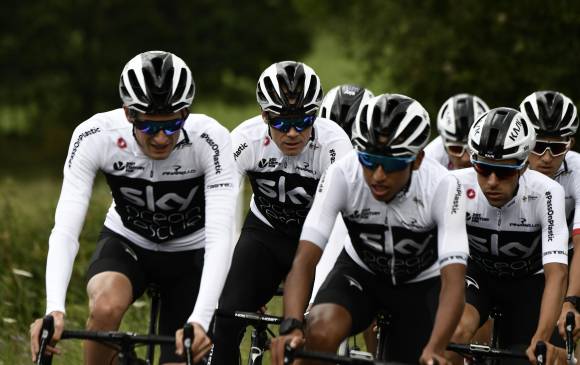 El equipo Sky y su preparación final para el Tour. Ahí está el colombiano Egan Bernal, uno de los escuderos de Froome. FOTO AFP