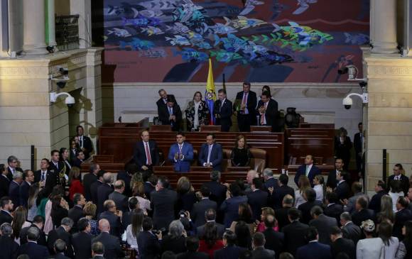 El presidente Santos reafirmó la meta de erradicar, al menos, 100 mil hectáreas de coca este año, y de seguir combatiendo las bandas criminales, las disidencias y al Eln. FOTO Colprensa