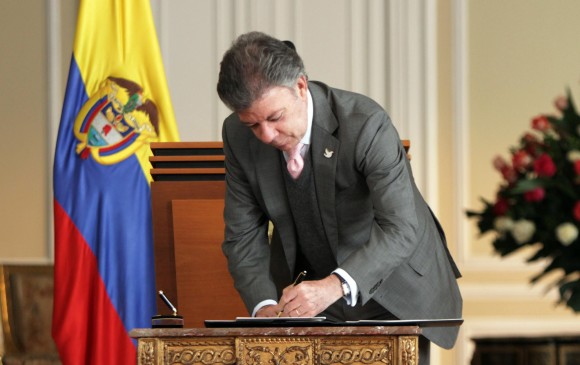 El presidente Juan Manuel Santos sancionó este lunes la Ley Estatutaria de Reforma a la Salud. FOTO COLPRENSA