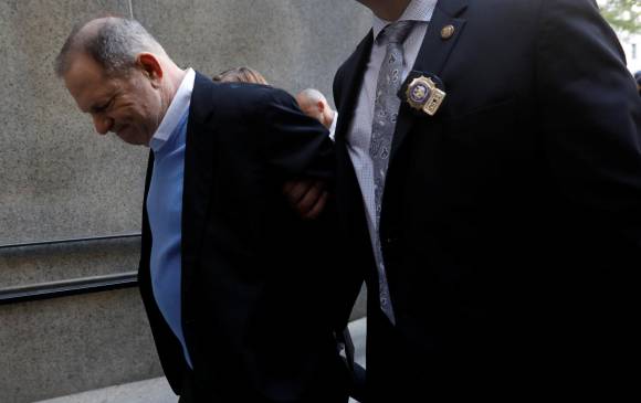 La próxima audiencia contra Weinstein será el 30 de julio. Por ahora debe usar brazalete electrónico obligatorio. FOTO reuters