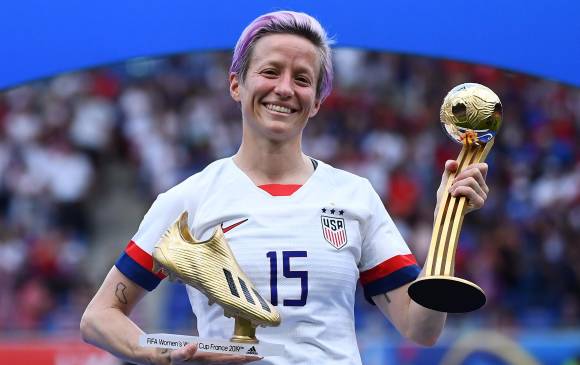 Megan Rapinoe, figura de la selección estadounidense, recibió el premio The Best de la Fifa como la mejor jugadora del año. FOTO AFP