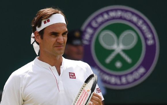 Por primera vez en su carrera una final de Federer en Wimbledon podría pasar a segundo plano por la agenda deportiva del día. FOTO: AFP