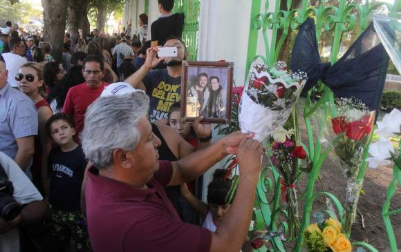 Juan Gabriel, a lo largo de su trayectoria artística, fue honrado con una estrella en el Paseo de la Fama de Hollywood y con varios premios Grammy y Grammy Latino. FOTO AP
